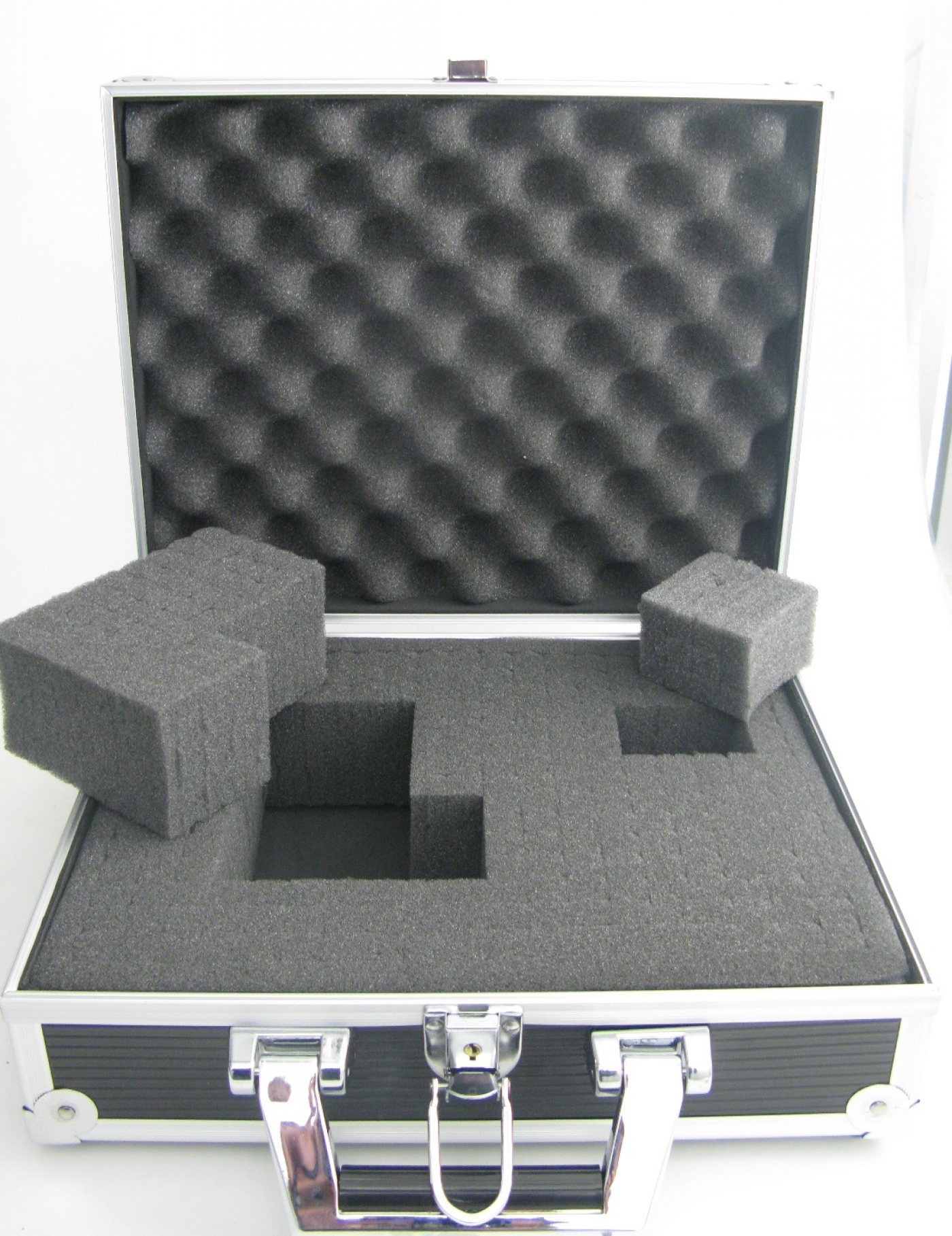 Multifunctioneel electronica koffer met rasterschuim voor waardevolle- en gevoelige apparatuur