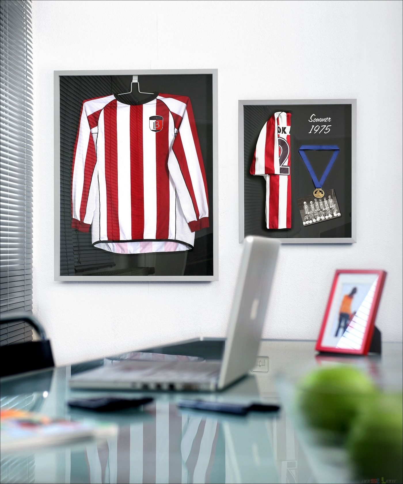 Wissellijst collagelijst 3D voor het inlijsten van (voetbal) shirt of verzameling - Meubel Plein Wissellijst collagelijst 3D voor het inlijsten van (voetbal) shirt of verzameling - Meubel Plein