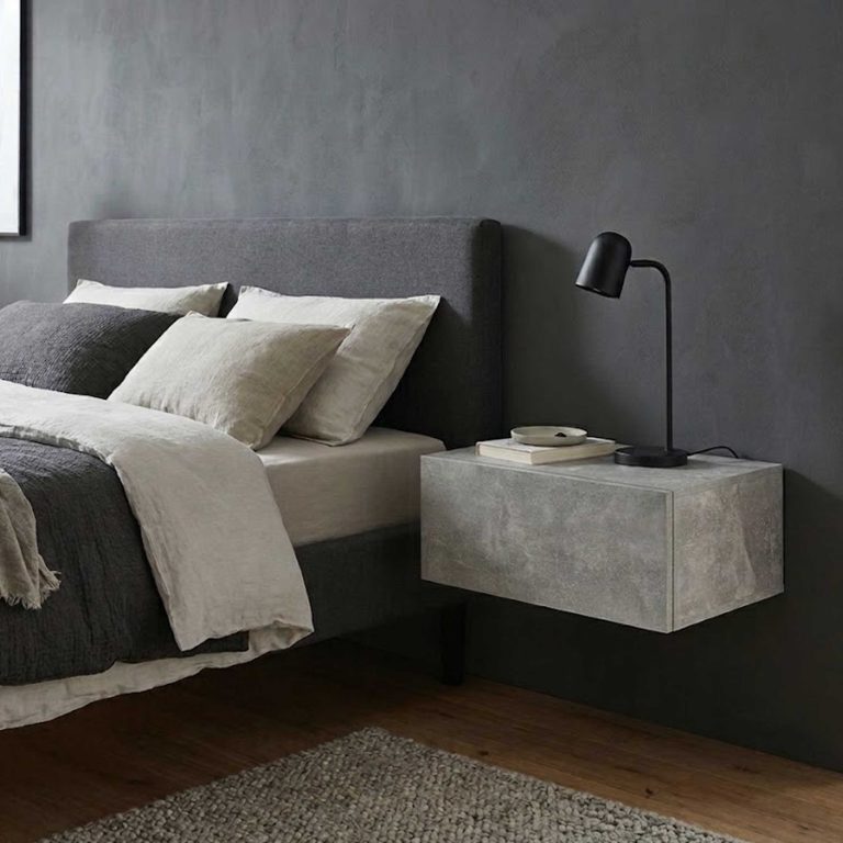 VDD Home Nachtkastje met Opbergruimte - 64cm x 35cm x 30cm - Grijs - Meubel-Plein VDD Home Nachtkastje met Opbergruimte - 64cm x 35cm x 30cm - Grijs - Meubel-Plein