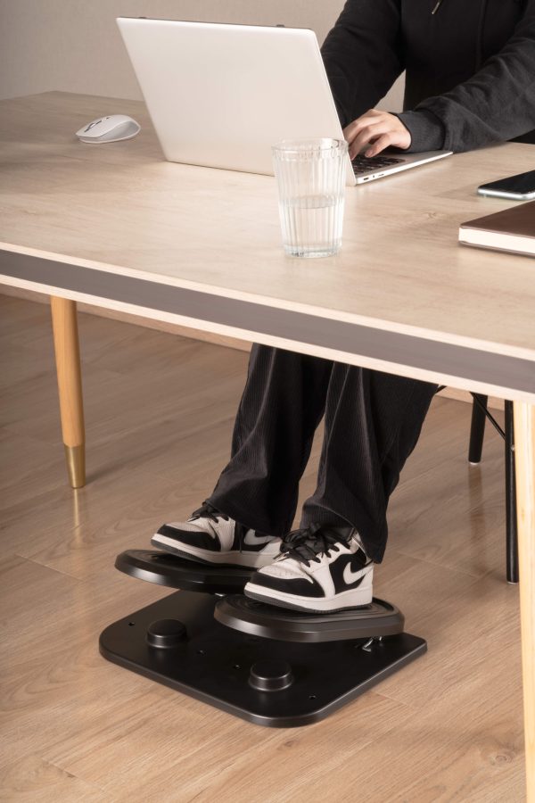 Voetenbankje met stepper functie - voetensteun onder bureau - Meubel Plein