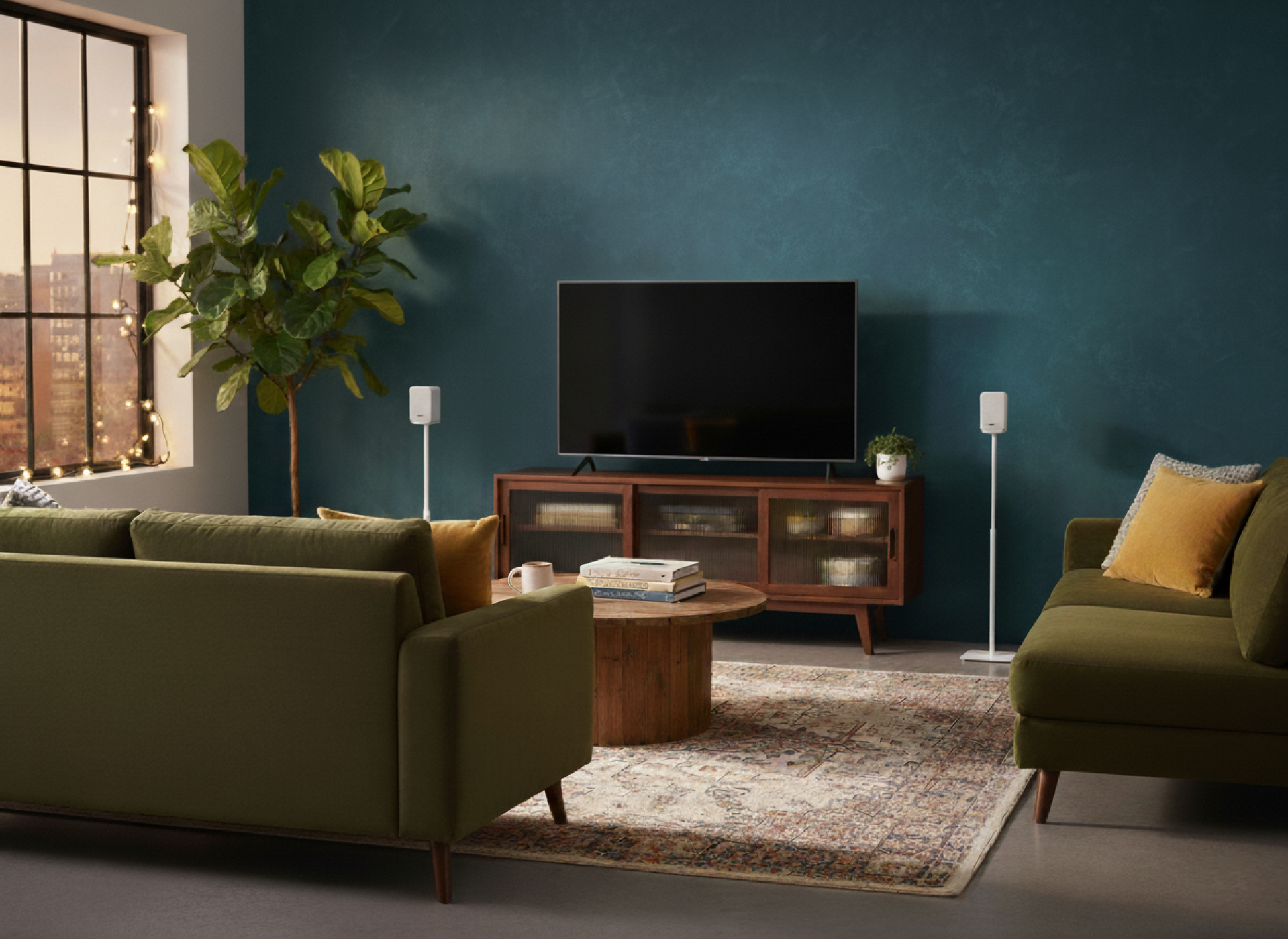 Vloerstandaard geschikt voor Sonos® - Era 100® speaker standaard - kabelmanagment - in hoogte verstelbaard - Meubel-Plein Vloerstandaard geschikt voor Sonos® - Era 100® speaker standaard - kabelmanagment - in hoogte verstelbaard - Meubel-Plein