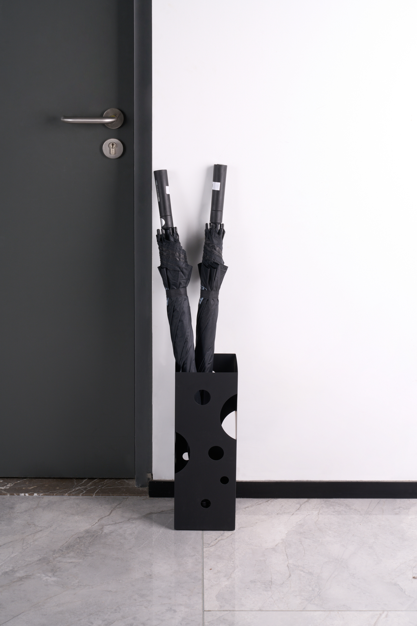 VDD - paraplubak - zwart - aluminium - compact - stijlvol - alternatieve afbeelding